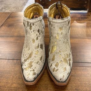 Ariat- Dixon haircalf western boot